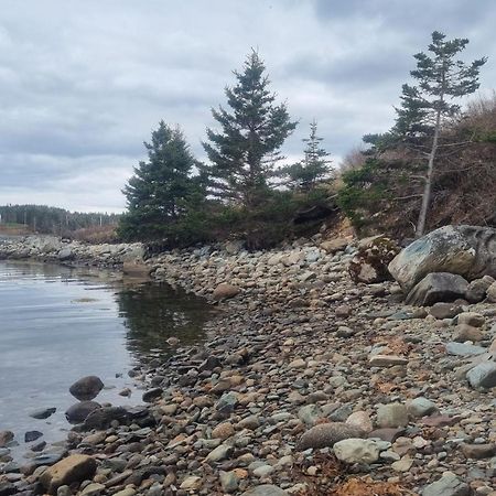 Port Dufferin Oceanfront Apartments מראה חיצוני תמונה