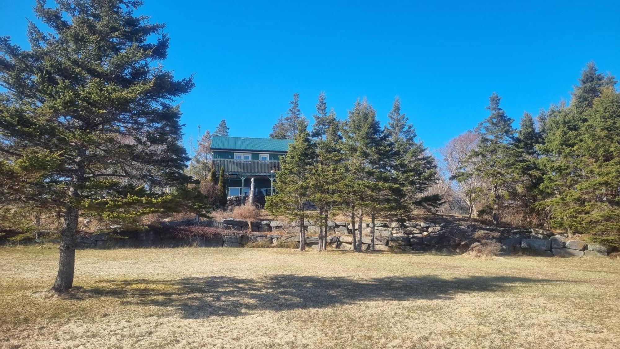 Port Dufferin Oceanfront Apartments מראה חיצוני תמונה