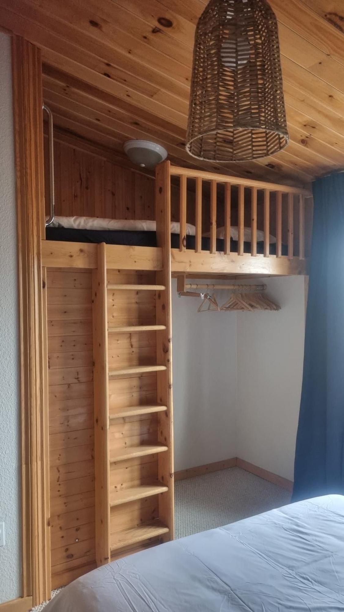 Port Dufferin Oceanfront Apartments מראה חיצוני תמונה