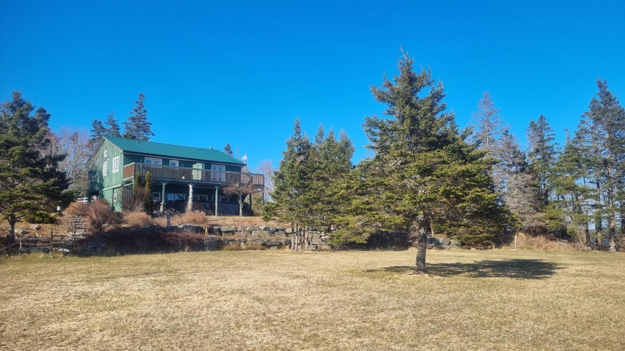 Port Dufferin Oceanfront Apartments מראה חיצוני תמונה